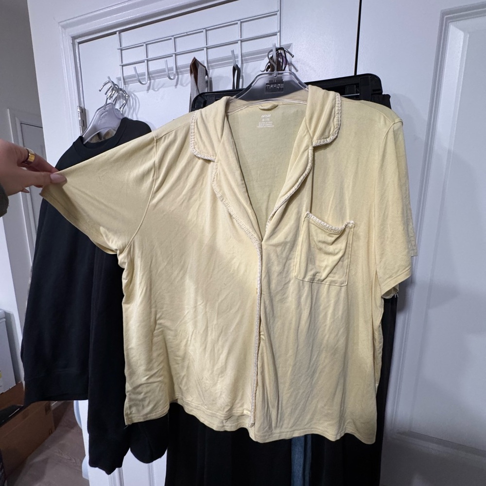 Aerie butter yellow sleep shirt